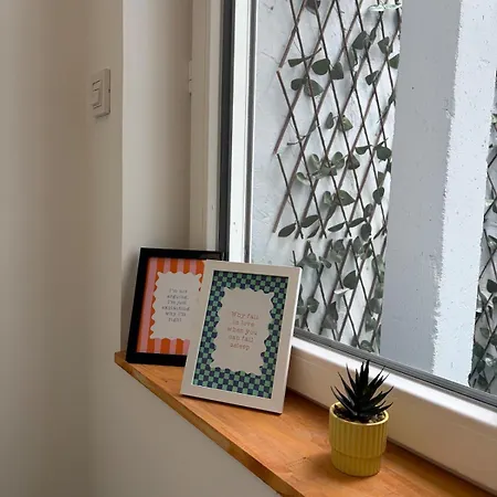 Cozy Au Rdc Avec Terrasse Apartman