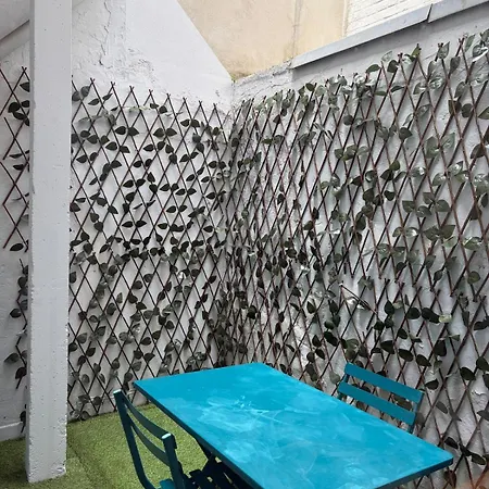 Cozy Au Rdc Avec Terrasse 칼라이스